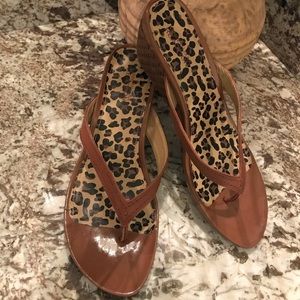 Kenneth Cole Wedge Sandals Size 9